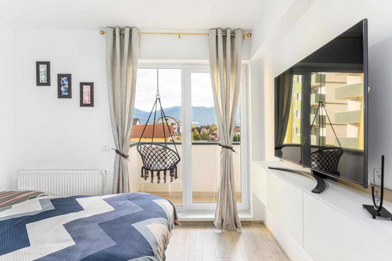 Cozy Apartment With View Brasov Sign Exterior foto